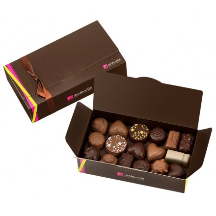 Ballotin 35 chocolats à 19,50 € chez De Neuville